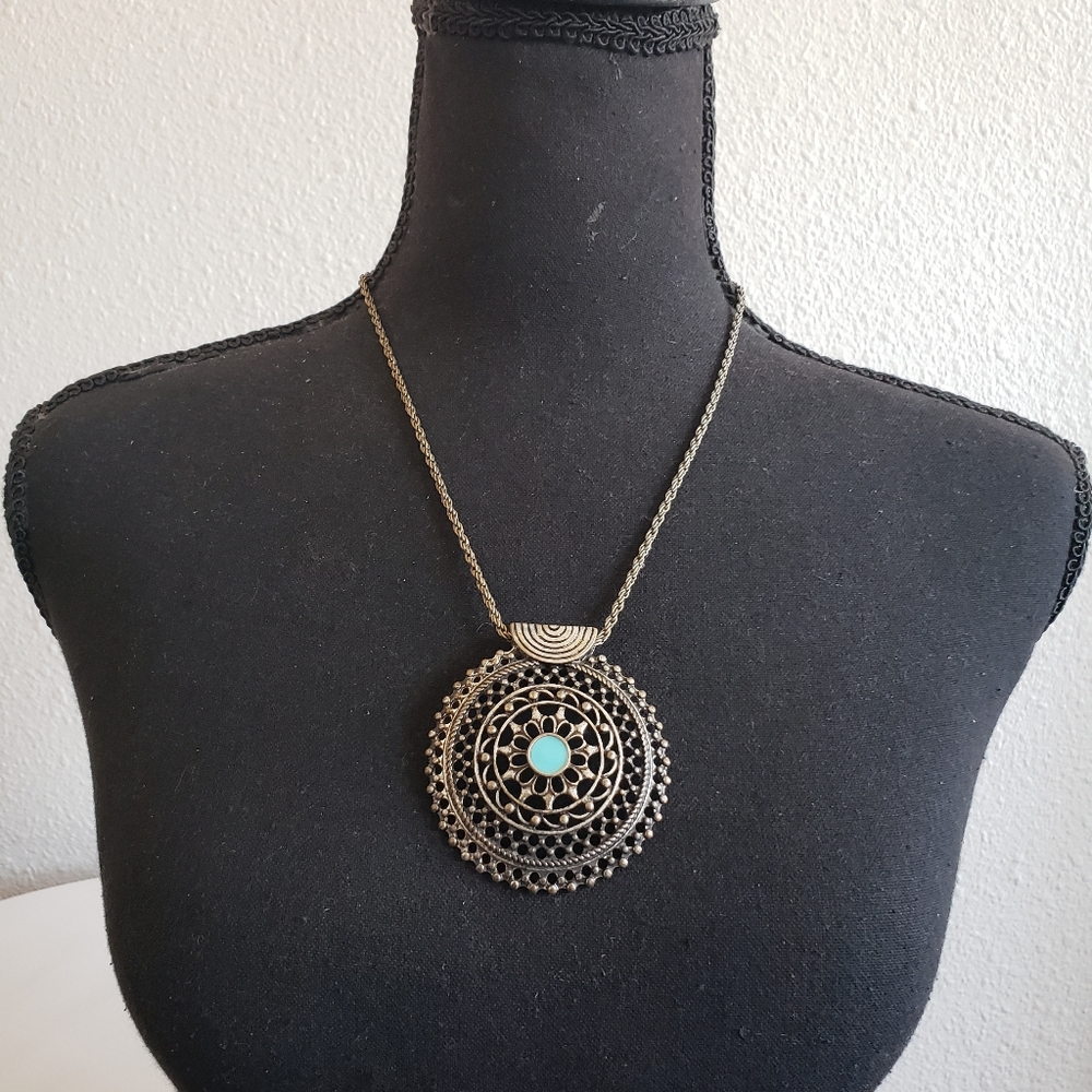 Vintage Claire's Round  Pendant w/ Silver Tone Chain Enamel Centre